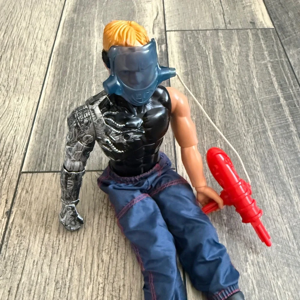 VTG 1998 Mattel Max Steel Action Figure Cyborg Bio-Link Transforming Head 12